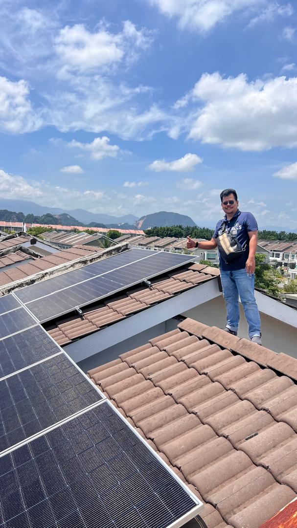 pemasangan sistem solar